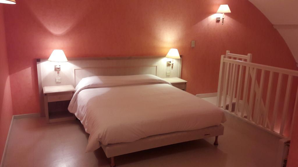 Logis L'Auberge Bourbonnaise Saint-Yorre Ngoại thất bức ảnh