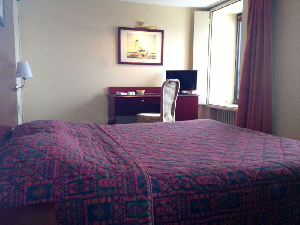 Logis L'Auberge Bourbonnaise Saint-Yorre Ngoại thất bức ảnh