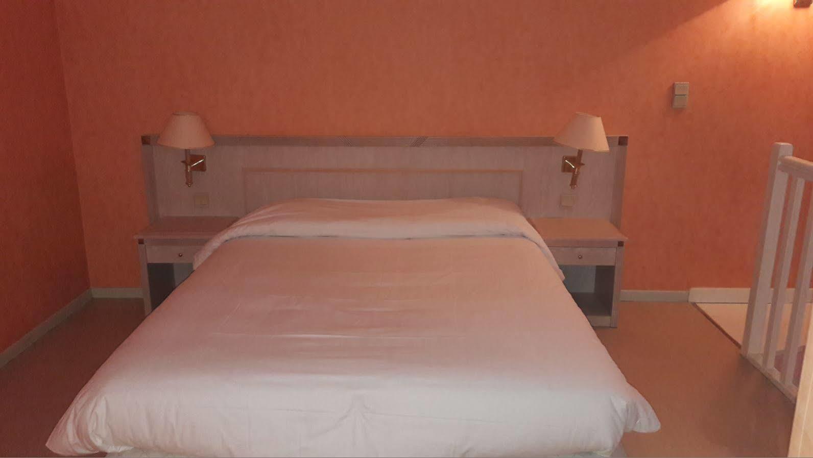 Logis L'Auberge Bourbonnaise Saint-Yorre Ngoại thất bức ảnh